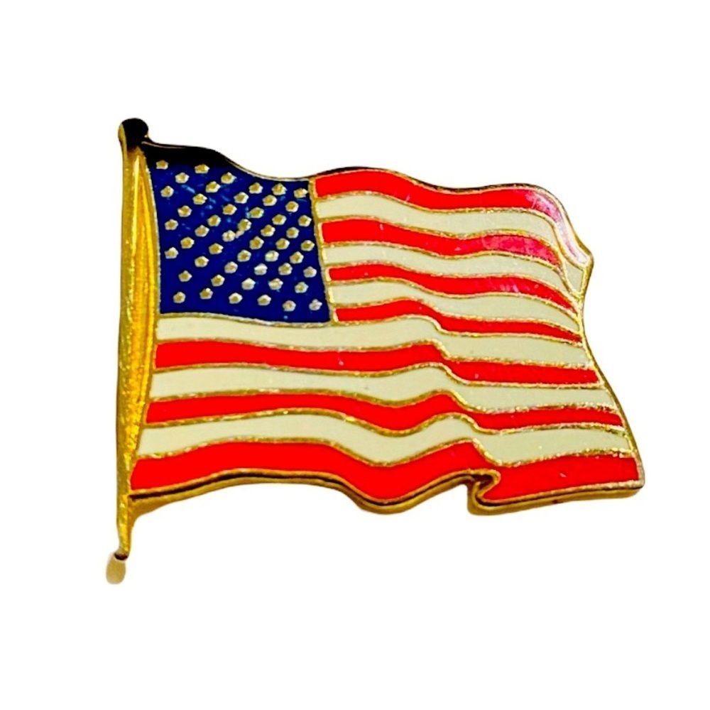 Vintage gold American Flag lapel pin